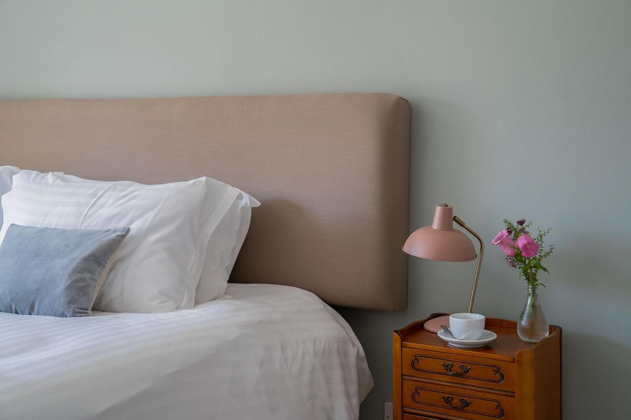 Bistro Lotte Bed & Breakfast Frome Luaran gambar